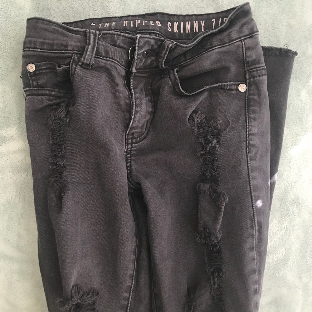 Distressed Black Skinny Jeans